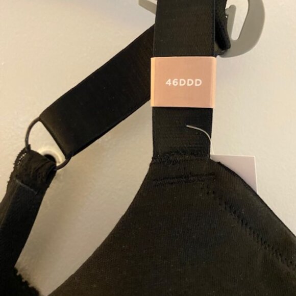 Cacique Black Lightly Lined T-Shirt Bra with Lace Criss Cross Straps - Picture 7 of 10